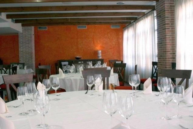 Palacio De Monfarracinos Benavente Restoran fotoğraf